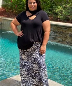 Boutique Simplified Snow Leopard Maxi Skirt 8 Boutique Simplified Snow Leopard Maxi Skirt