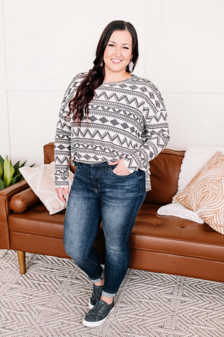 No Ship Drop Ship Apparel Out Of Print Aztec Top In Off White & Charcoal 8 No Ship Drop Ship Apparel Out Of Print Aztec Top In Off White & Charcoal