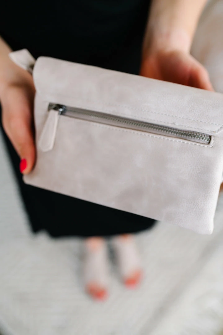 No Ship Drop Ship Modern Times Crossbody Clutch In Divine Beige By Joy Susan Apparel 3 No Ship Drop Ship Modern Times Crossbody Clutch In Divine Beige By Joy Susan Apparel