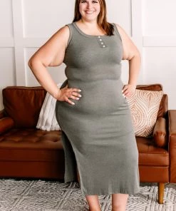 No Ship Drop Ship A Sight To Behold Button Front Henley Maxi Dress In Olive (GHG-S)