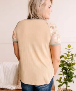No Ship Drop Ship At Piece Floral Raglan Sleeve Top In Vintage Gold (GHG-S)