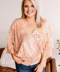 No Ship Drop Ship You Flatter Me Top In Muted Tangerine