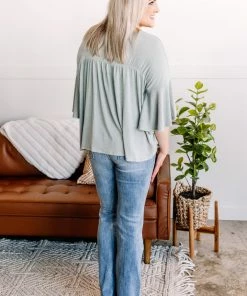 No Ship Drop Ship Apparel On A Wing Flowy Sleeve Top In Sage
