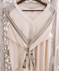 No Ship Drop Ship Snap To It Top In Vintage Seashell (GHG-S)