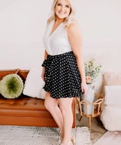 No Ship Drop Ship Chasing Skirts In Black Polkadots (GHG-S) 34 No Ship Drop Ship Chasing Skirts In Black Polkadots (GHG-S)