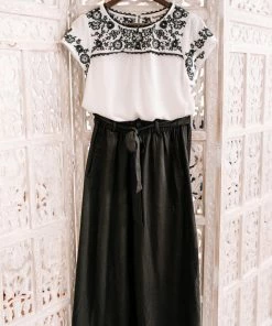 No Ship Drop Ship Worth The Wait Cropped Paperbag Pants In Black Apparel 26 No Ship Drop Ship Worth The Wait Cropped Paperbag Pants In Black Apparel