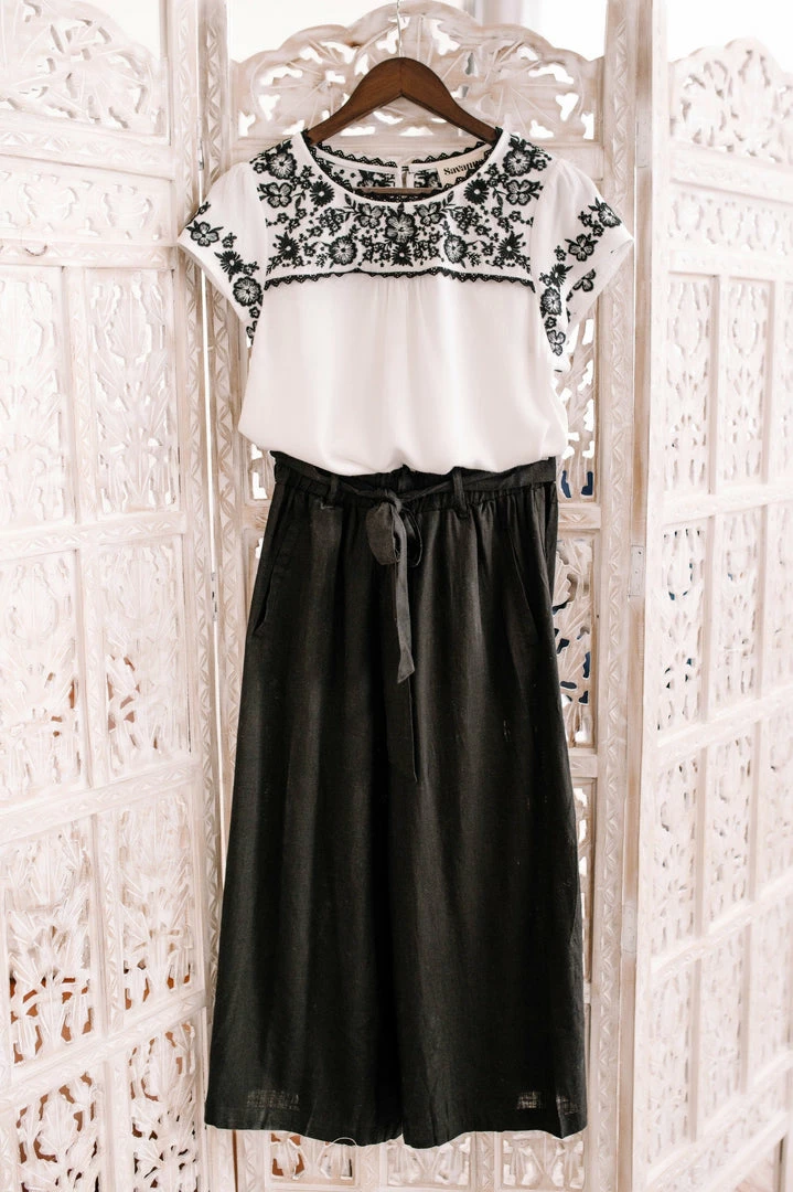 No Ship Drop Ship Worth The Wait Cropped Paperbag Pants In Black Apparel 13 No Ship Drop Ship Worth The Wait Cropped Paperbag Pants In Black Apparel