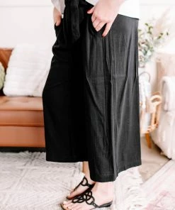 No Ship Drop Ship Worth The Wait Cropped Paperbag Pants In Black Apparel 27 No Ship Drop Ship Worth The Wait Cropped Paperbag Pants In Black Apparel