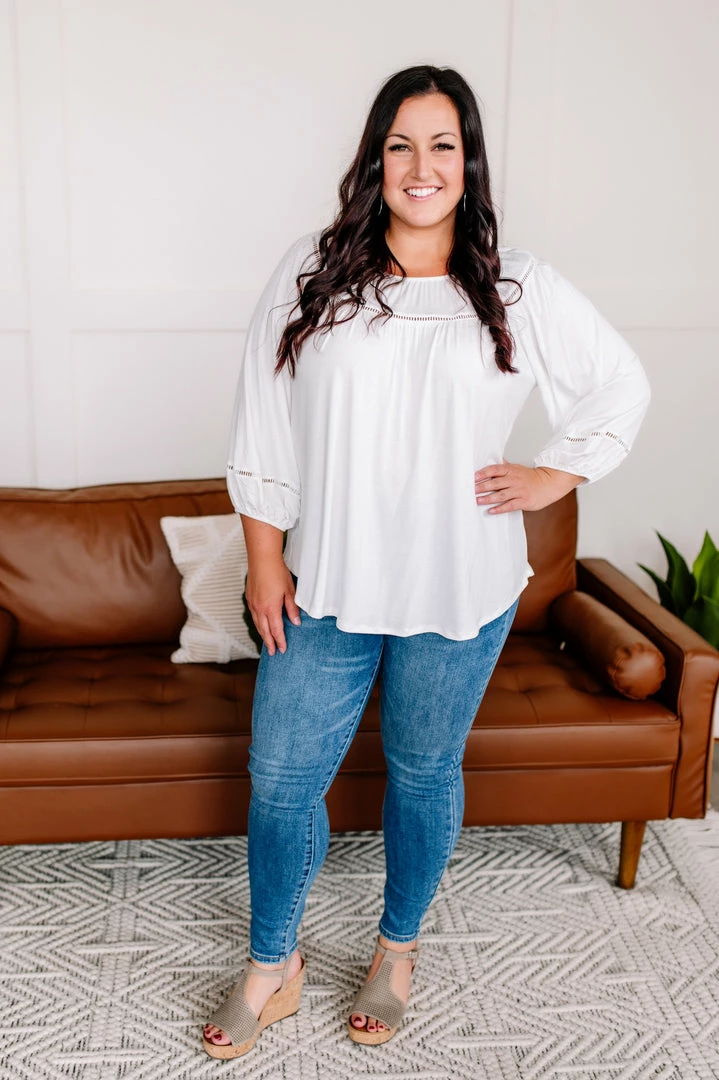 No Ship Drop Ship Looking Brilliant Top In Bright White 8 No Ship Drop Ship Looking Brilliant Top In Bright White