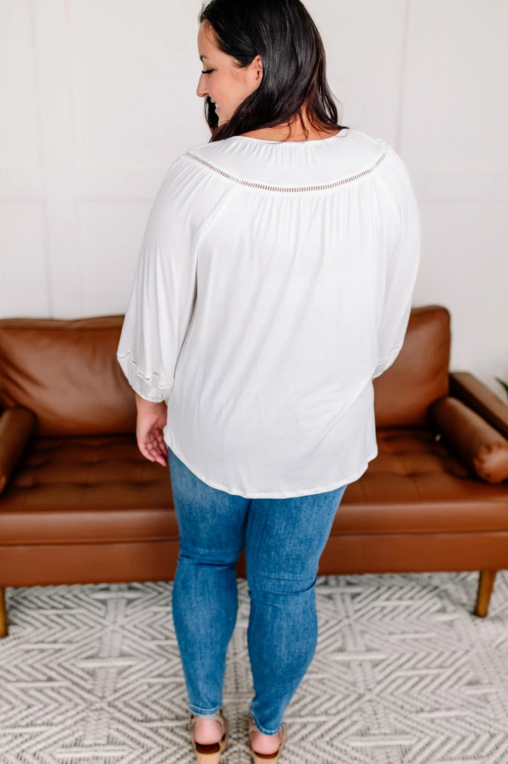 No Ship Drop Ship Looking Brilliant Top In Bright White 9 No Ship Drop Ship Looking Brilliant Top In Bright White