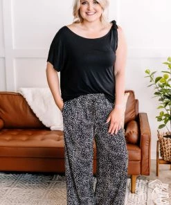 No Ship Drop Ship Brush It Off One Shoulder Tie Top In Jet Black M 20 No Ship Drop Ship Brush It Off One Shoulder Tie Top In Jet Black M