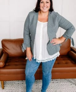 No Ship Drop Ship A Frill A Minute Sleeveless Top In True White