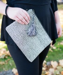 No Ship Drop Ship Jewelry + Handbags + Accessories Rockin' Around Clutch