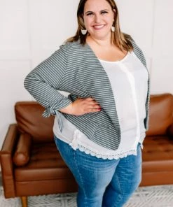 No Ship Drop Ship A Frill A Minute Sleeveless Top In True White