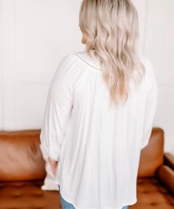 No Ship Drop Ship Looking Brilliant Top In Bright White 29 No Ship Drop Ship Looking Brilliant Top In Bright White