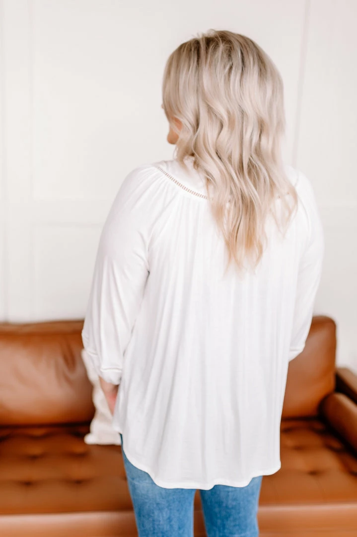 No Ship Drop Ship Looking Brilliant Top In Bright White 15 No Ship Drop Ship Looking Brilliant Top In Bright White