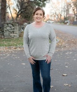 No Ship Drop Ship Skip The Line Top In Iced Gray