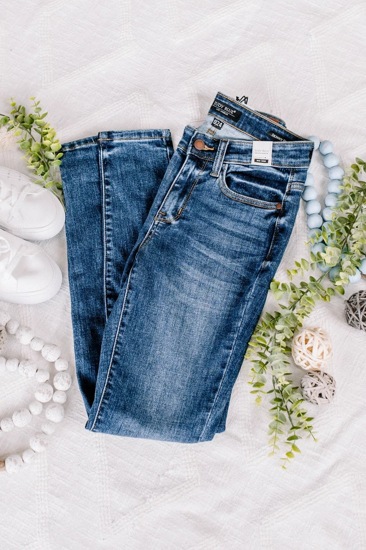 No Ship Drop Ship All Rise Classic Judy Blue Skinny Jeans 6 No Ship Drop Ship All Rise Classic Judy Blue Skinny Jeans