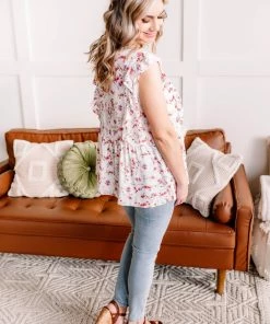 No Ship Drop Ship Everything I Could Dream Of Ivory Floral Blouse (GHG-S) 29 No Ship Drop Ship Everything I Could Dream Of Ivory Floral Blouse (GHG-S)