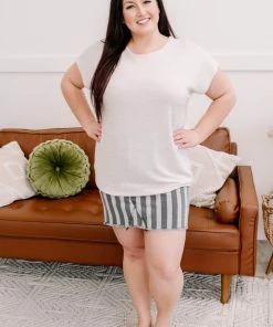 No Ship Drop Ship Round The Outside Tie Back Detail In Oatmeal