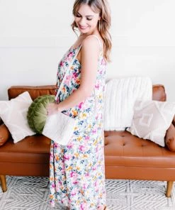 No Ship Drop Ship GHG- Shop Singles The Secret Garden Floral Maxi Dress By Savanna Jane (GHG-M)
