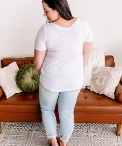 No Ship Drop Ship En Pointe V Neck Knit Top In White (GHG-S)