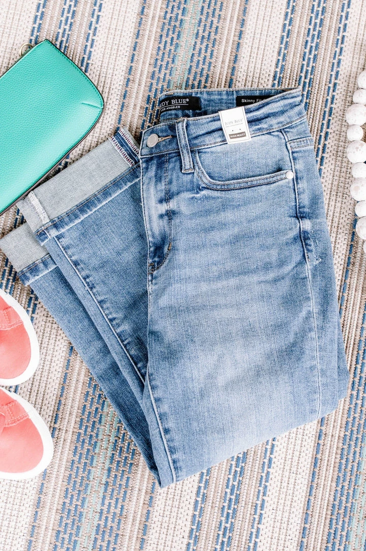 No Ship Drop Ship GHG- Shop Singles Inch By Inch Midrise Judy Blue Capri Jeans (GHG-16W) 14 No Ship Drop Ship GHG- Shop Singles Inch By Inch Midrise Judy Blue Capri Jeans (GHG-16W)