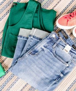 No Ship Drop Ship GHG- Shop Singles Inch By Inch Midrise Judy Blue Capri Jeans (GHG-16W) 33 No Ship Drop Ship GHG- Shop Singles Inch By Inch Midrise Judy Blue Capri Jeans (GHG-16W)