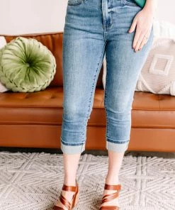 No Ship Drop Ship GHG- Shop Singles Inch By Inch Midrise Judy Blue Capri Jeans (GHG-16W) 21 No Ship Drop Ship GHG- Shop Singles Inch By Inch Midrise Judy Blue Capri Jeans (GHG-16W)