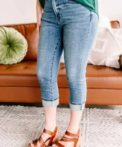 No Ship Drop Ship GHG- Shop Singles Inch By Inch Midrise Judy Blue Capri Jeans (GHG-16W)