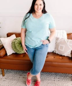 No Ship Drop Ship GHG- Shop Singles Inch By Inch Midrise Judy Blue Capri Jeans (GHG-16W) 25 No Ship Drop Ship GHG- Shop Singles Inch By Inch Midrise Judy Blue Capri Jeans (GHG-16W)