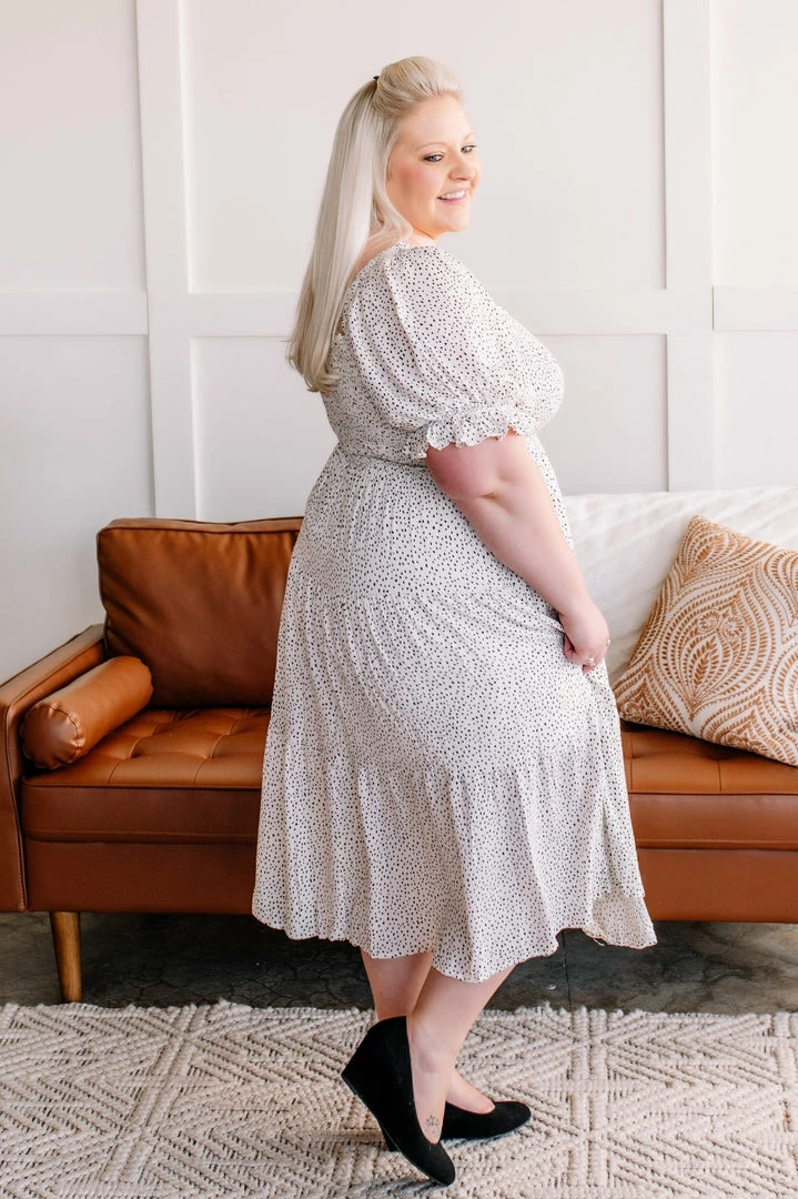 No Ship Drop Ship The Best Of Me Smocked Midi Dress In Black & Ivory (GHG-S) 13 No Ship Drop Ship The Best Of Me Smocked Midi Dress In Black & Ivory (GHG-S)