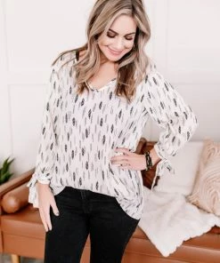 No Ship Drop Ship Feather Together Blouse In Ivory & Black