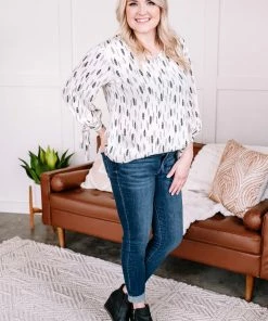 No Ship Drop Ship Feather Together Blouse In Ivory & Black