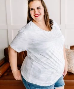 No Ship Drop Ship Apparel Spiral Out Bleach Tee In Light Sage