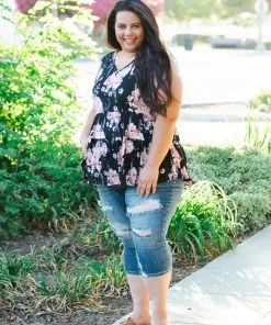 Boutique Simplified Tiered Vintage Floral Babydoll