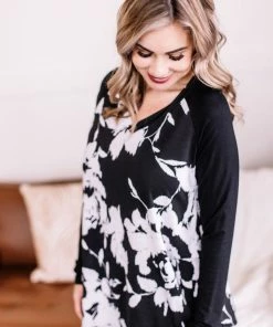 No Ship Drop Ship Mixed Emotions In Black/White Floral Apparel