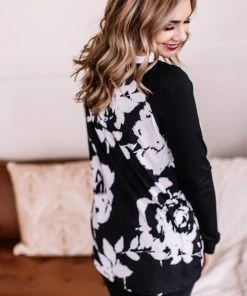 No Ship Drop Ship Mixed Emotions In Black/White Floral Apparel