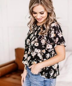 No Ship Drop Ship Remember When Floral Top In Witching Hour (GHG -S,M,L,2X)