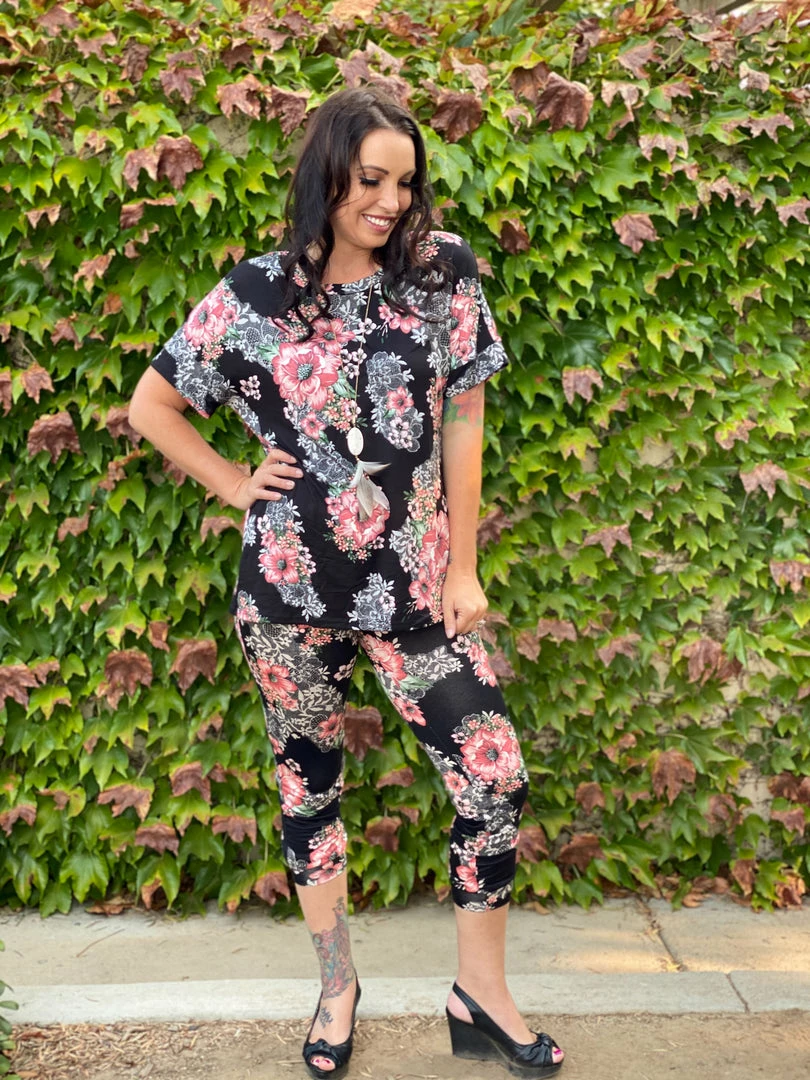 Boutique Simplified Floral Infusion Lounge Set 5 Boutique Simplified Floral Infusion Lounge Set