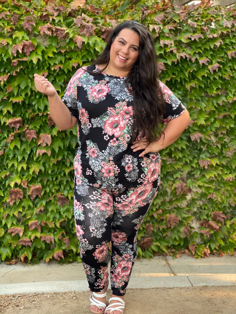 Boutique Simplified Floral Infusion Lounge Set 4 Boutique Simplified Floral Infusion Lounge Set