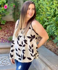 Boutique Simplified Leaf Me Be Tank