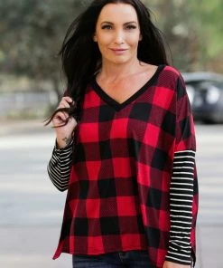 Boutique Simplified Define Excellence Long Sleeve Top