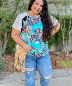 Boutique Simplified All Mixed Up Lace Tunic Top