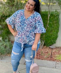 Boutique Simplified Springfree Bell Sleeve Top