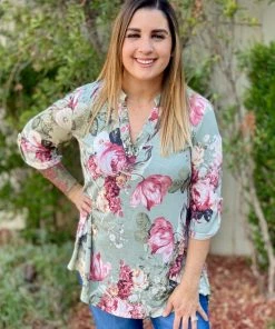 Boutique Simplified Picture Perfect 3/4 Sleeve Tunic