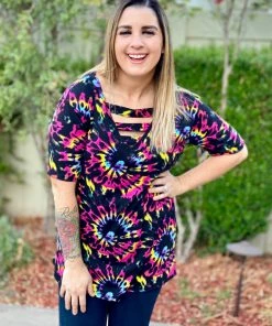 Boutique Simplified Burst Of Color Short Sleeve Top 16 Boutique Simplified Burst Of Color Short Sleeve Top