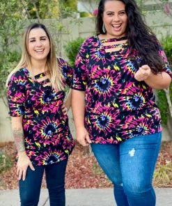 Boutique Simplified Burst Of Color Short Sleeve Top 12 Boutique Simplified Burst Of Color Short Sleeve Top