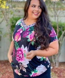 Boutique Simplified Loving My Life Short Sleeve Top