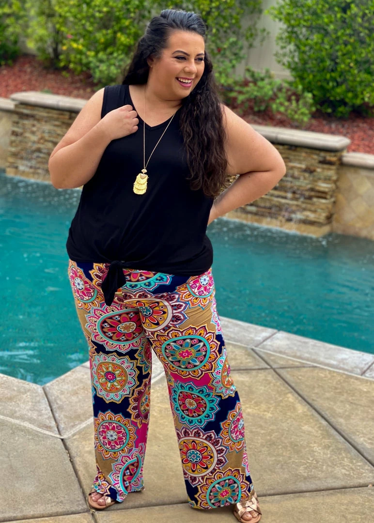 Boutique Simplified Medallion In Bloom Palazzo Pants 5 Boutique Simplified Medallion In Bloom Palazzo Pants